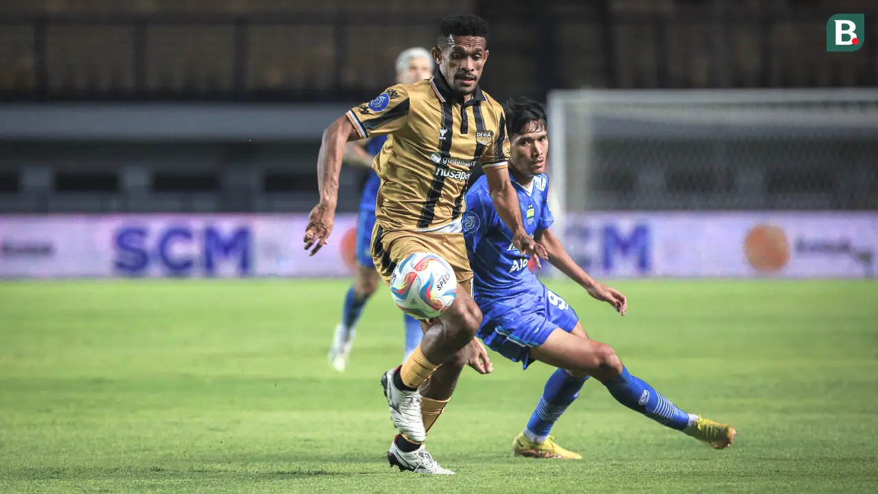 Persib Bandung vs Dewa United - BRI Liga 1 2023/2024