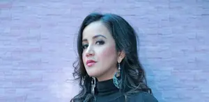 Alasan Andi Soraya memilih menindik anak ketiganya.