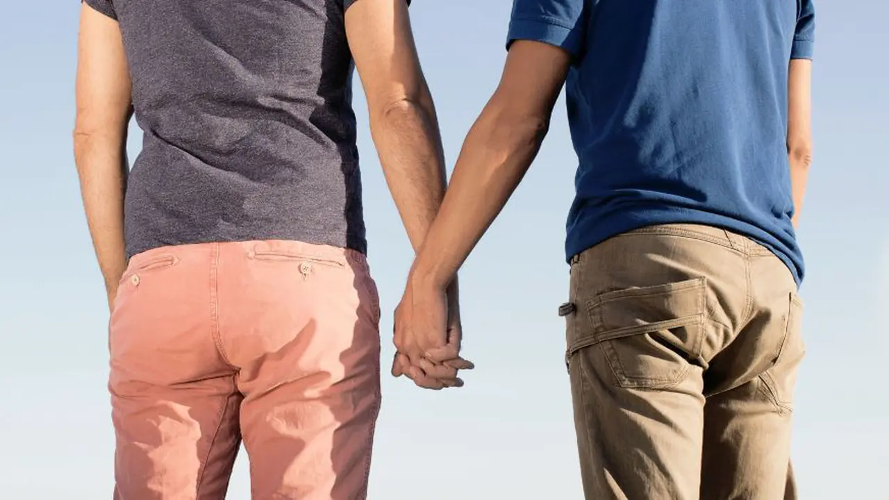 FDA Cabut Larangan Pria 'Gay' Donor Darah