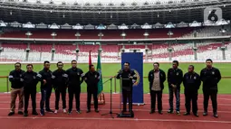 Suasana saat Ketua Komite Pemilihan PSSI mengumumkan sejumlah nama calon ketua dan wakil ketua PSSI di Stadion Gelora Bung Karno (SUGBK), Jakarta, Selasa (31/1/2023). Dengan demikian seluruh nama yang telah masuk pada 19 Januari lalu berhak bersaing di Kongres Luar Biasa PSSI yang akan berlangsung pada 16 Februari. (Liputan6.com/Johan Tallo)