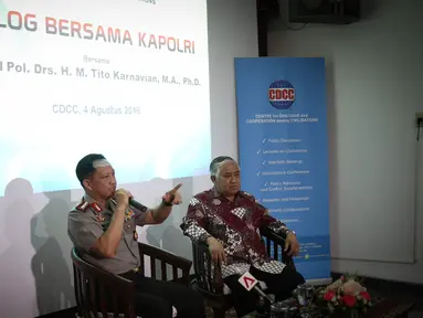Kapolri Jenderal Tito Karnavian dan Ketua CDC Din Syamsuddin dalam Dialog Bersama Kapolri di Kantor CDCC, Jakarta, Kamis (4/8). Dialog tersebut membahas tentang konflik yang terjadi di beberapa wilayah di Indonesia. (Liputan6.com/Faizal Fanani)