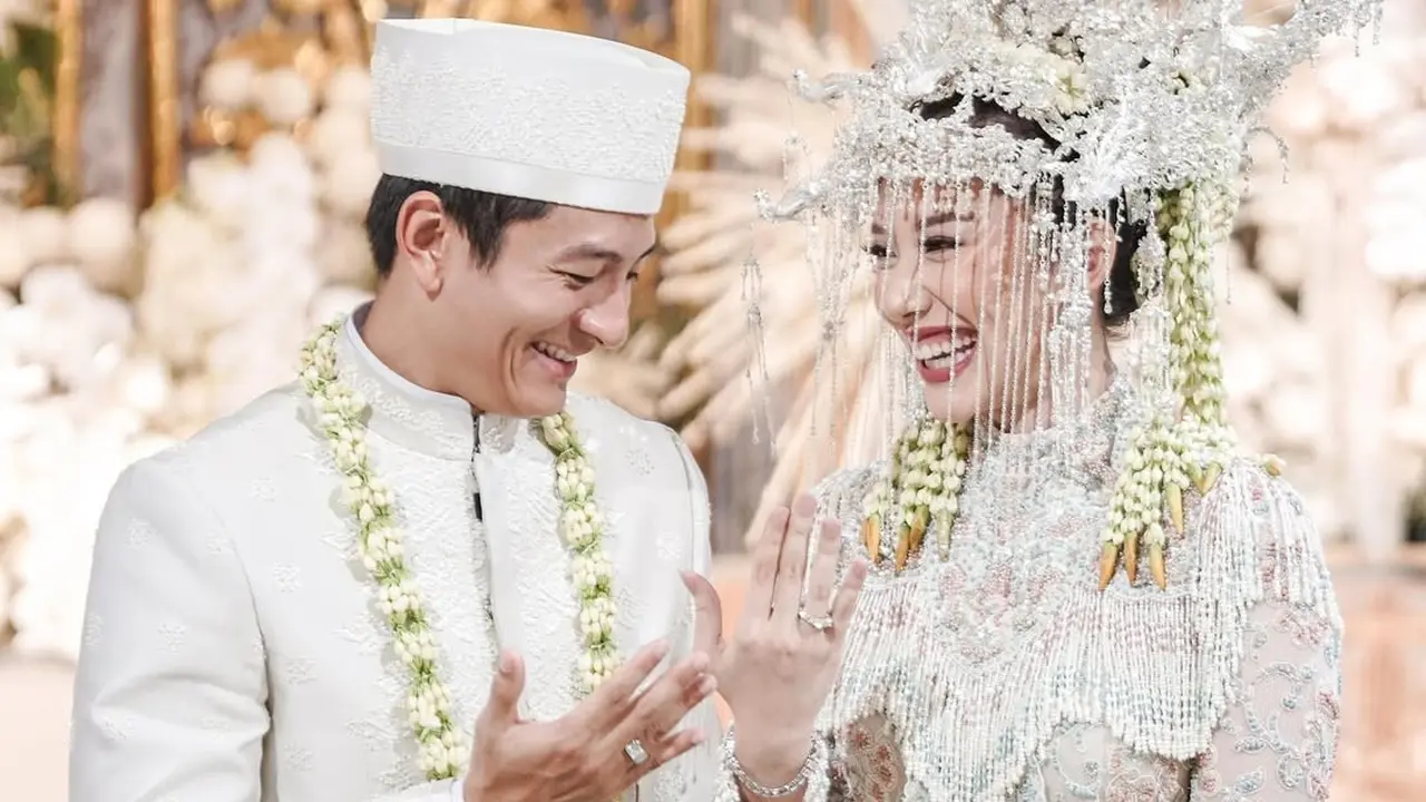 Rio Haryanto dan Athina Papadimitriou