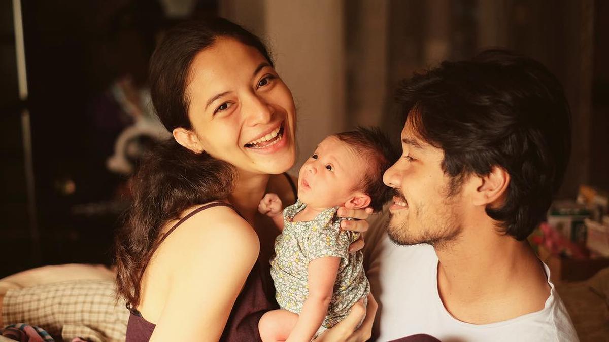 Ungkapan Cinta Untuk Buah Hati Lewat Puisi Ala Putri Marino Lifestyle Liputan6 Com