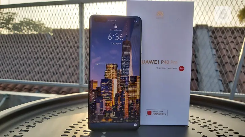 Tampilan depan Huawei P40 Pro. Liputan6.com/Iskandar