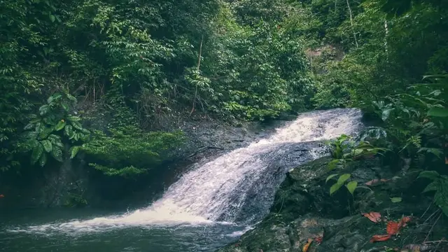 Wisata Air Terjun Doyam Gerigu di Kabupaten Paser