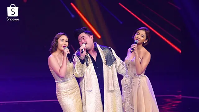 Penampilan Memukau  TOMORROW X TOGETHER jadi Puncak Kemeriahan Shopee 12.12 Birthday Sale TV Show