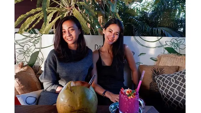 5 Potret Keakraban Adik Kakak Paula Verhoeven dan Chelzea Verhoeven