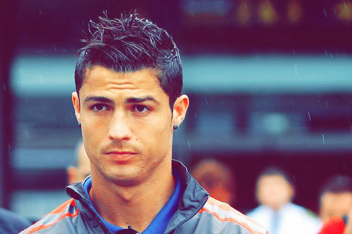 Jangan Tolak Jika Ada yang Ajak Kamu Main Bola, Bisa Jadi Dia CR7
