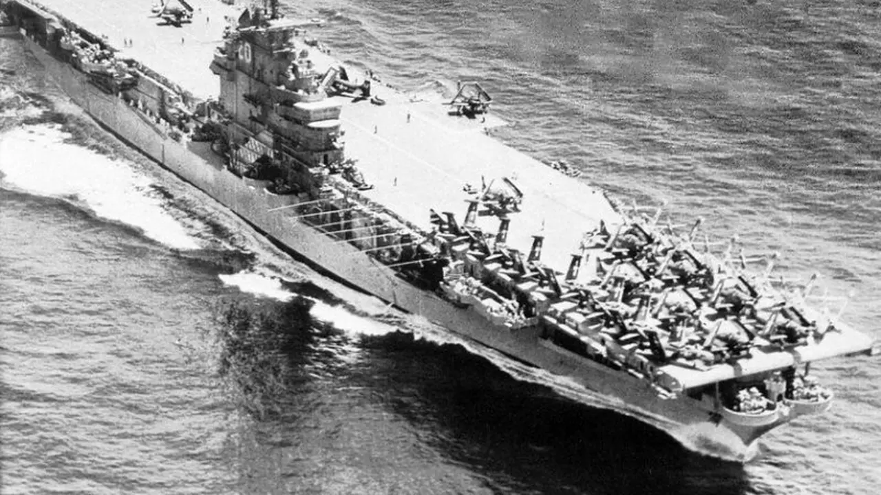 Ledakan Kapal Induk Angkatan Laut AS Tahun 1954