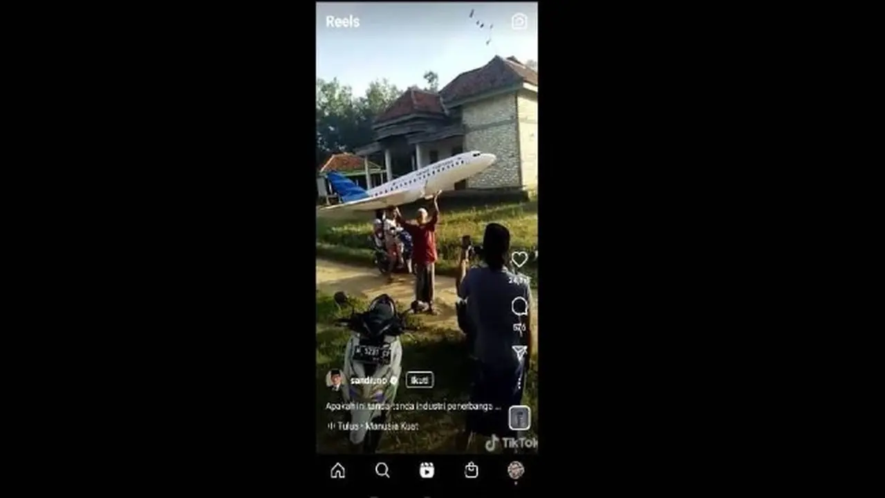 Sandiaga Uno Sebut Santri Madura Pencipta Miniatur Pesawat Garuda Tanda Kebangkitan Ekonomi