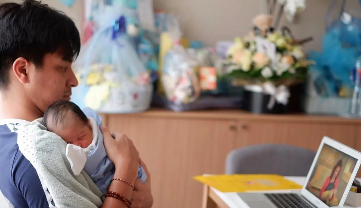 (Instagram/mythalestari)