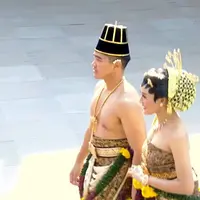 Pasangan mempelai Kaesang Pangarep dan Erina Gudono. (Foto: Tangkapan Layar).