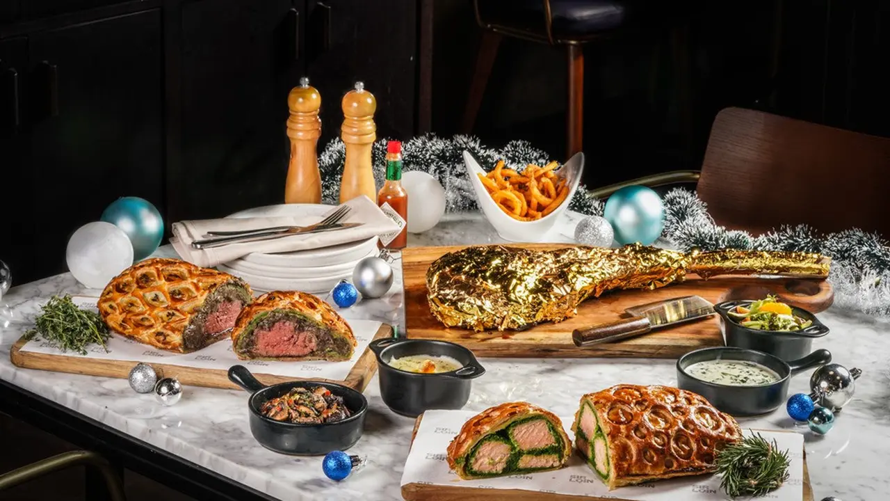 Merayakan Momen Natal dan Tahun Baru dengan Menyantap Steak Berlapis Emas