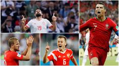 Berikut ini para pencetak gol terbanyak sementara pada ajang Piala Dunia 2018 di Rusia. Cristiano Ronaldo dan Denis Cheryshev berada di posisi teratas dengan koleksi tiga gol. (Foto-foto Kolase dari AP)