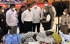 Detik-Detik Kapal Impor Ilegal Dikejar Bea Cukai Hingga Karam di Sumut