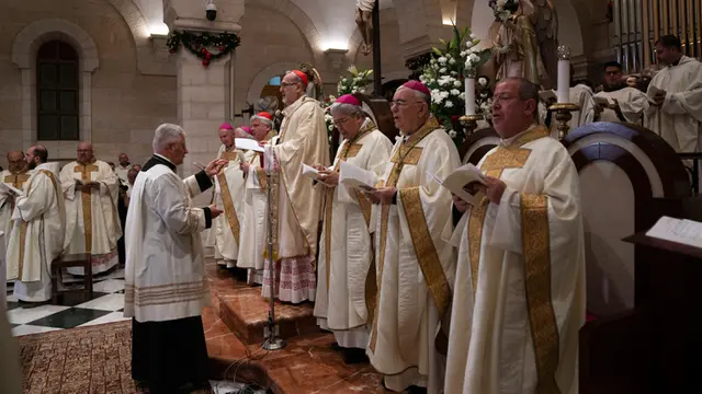 Misa Malam Natal Gereja Kelahiran Yesus