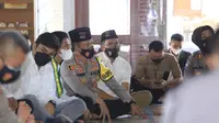 Tausiyah kebangsaan memperingati Sumpah Pemuda HMI Surabaya dan Polrestabes Surabaya. (Dian Kurniawan/Liputan6.com)