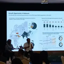 Direktur Penjualan & Distribusi BSI Anton Sukarna dalam acara BSI Communication Summit 2024, di Denpasar, Jumat (18/10/2024).