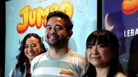 Anggia Kharisma, Ryan Adriandhy, dan Novia Puspa Sari pada saat Doorstop Film JUMBO di Plaza Senayan XXI, Jakarta Pusat, Rabu (12/2/25). (Foto: Liputan6.com/Rahmadina Sundari)