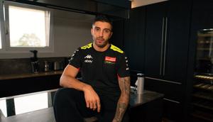 Andrea Iannone dengan balutan seragam Pertamina Enduro VR46 Racing Team. (X/Pertamina Enduro VR46 Racing Team)