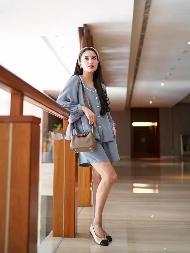 Sandra Dewi tetap cantik di usia 39 tahun (Instagram/sandradewi88)