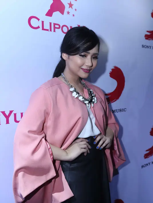 Pelantun ‘Kembang Perawan’ ini tentunya memiliki kriteria untuk calon pria yang hendak menjadi pasangannya. Gita Gutawa tidak banyak meminta atau pun ribet untuk  masalah yang satu ini. (Nurwahyunan/Bintang.com)