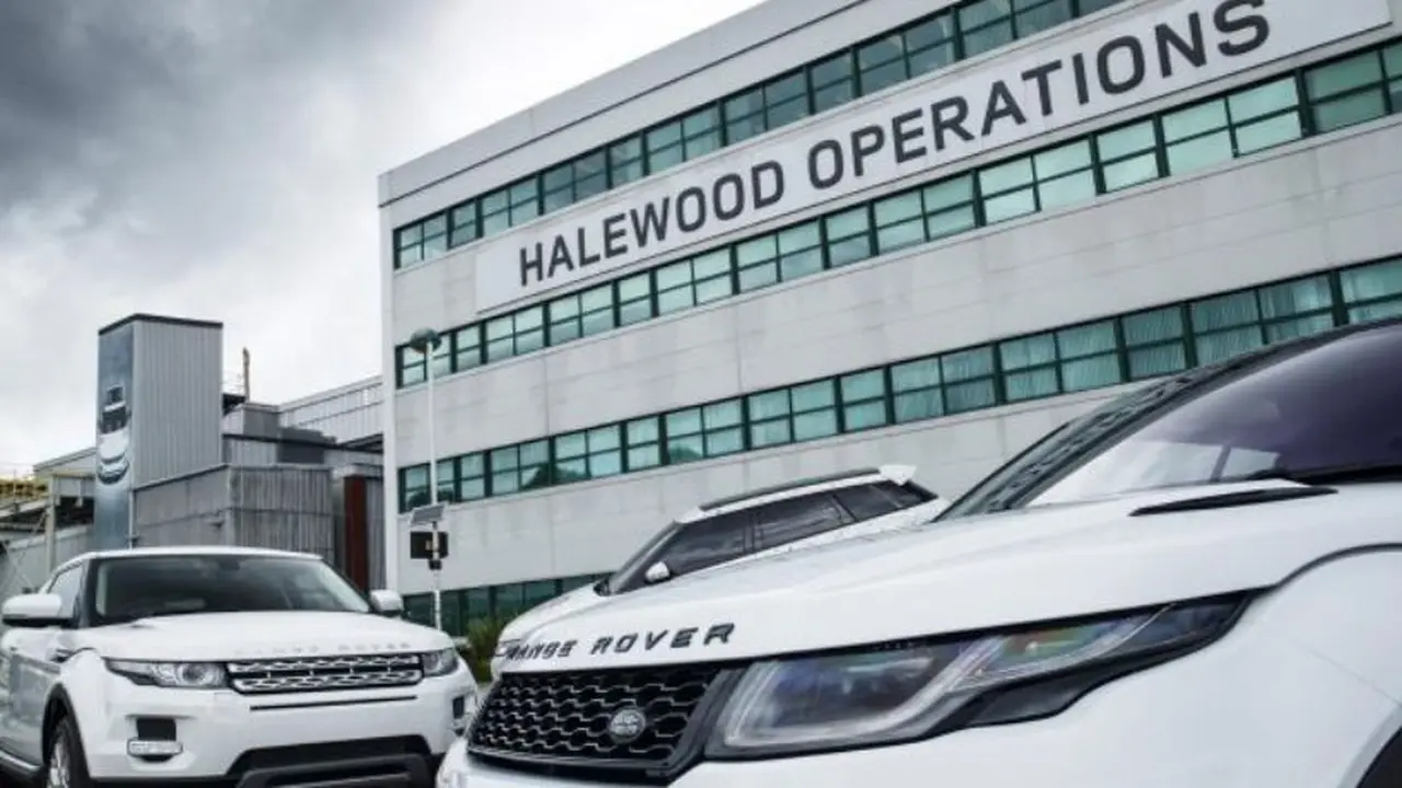 Pabrik Range Rover Evoque di Halewood, Merseyside, Inggris