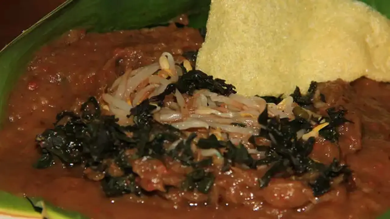 Pecel Semanggi