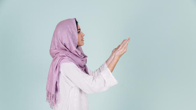 Bacaan Niat Puasa Senin Kamis, Lengkap Beserta Doa Berbuka ...