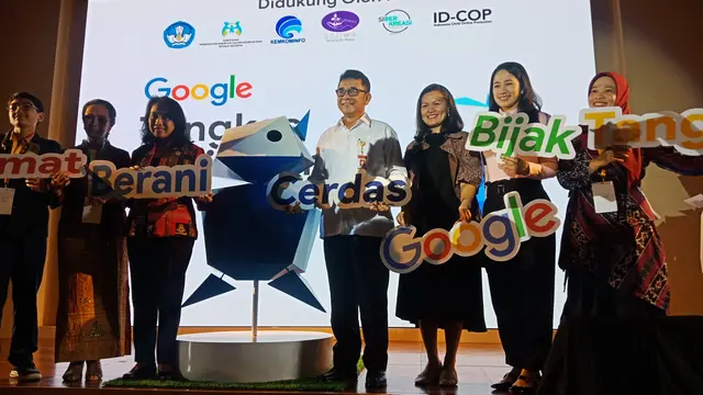 Selamatkan Anak dari Kekerasan Siber dengan Tangkas Berinternet