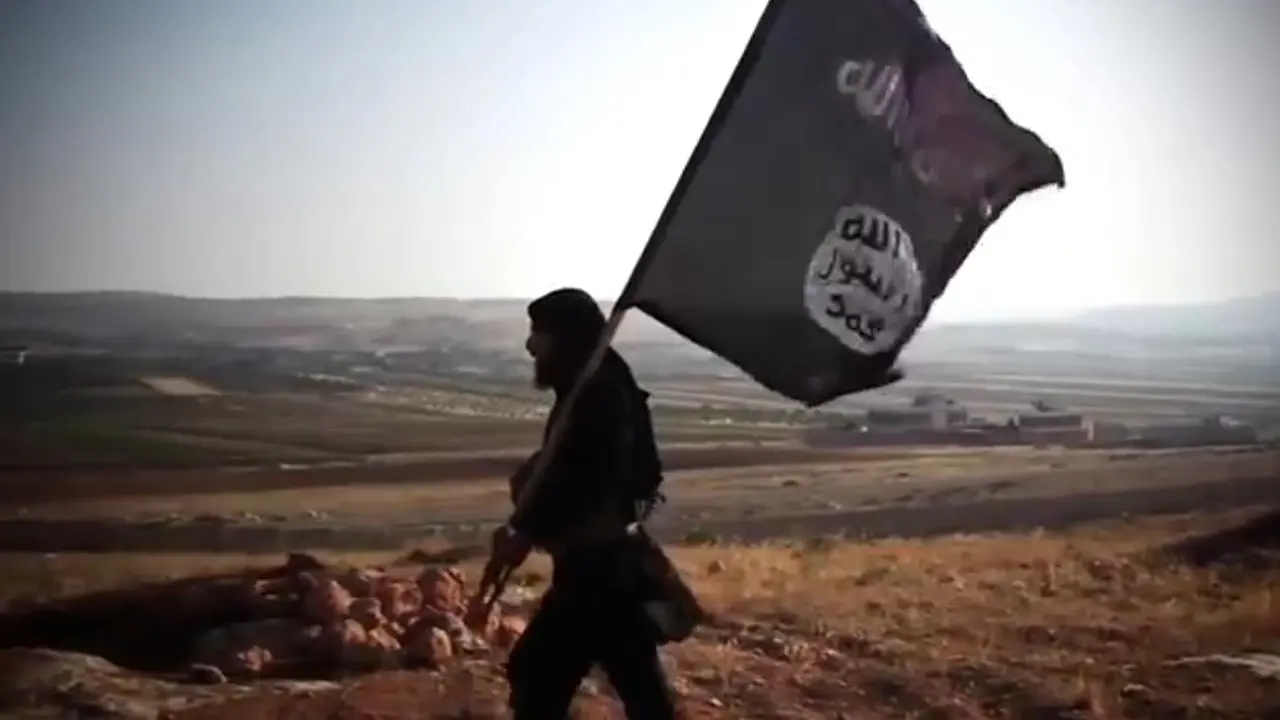 Sadis! ISIS Potong Tubuh 9 Pemuda Pakai Gergaji