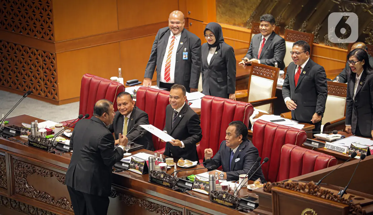 Dasco mengatakan, rapat paripurna hari ini dihadiri oleh anggota seluruh fraksi yang ada di DPR. (Liputan6.com/Faizal Fanani)