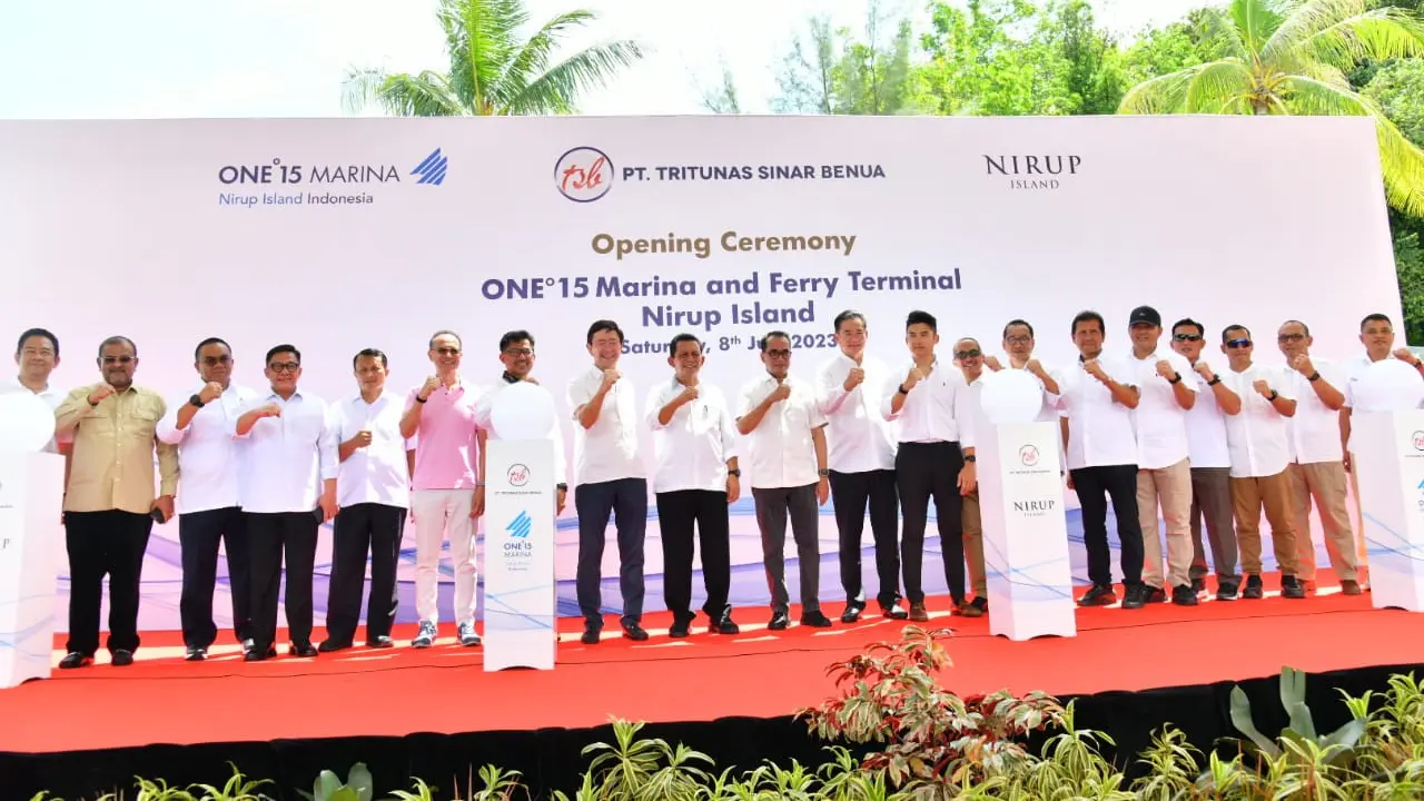 Menhub Budi Karya Sumadi meresmikan Pelabuhan Khusus Pariwisata Pulau Nirup, perbatasan Indonesia-Singapura. (Foto: Liputan6.com/Ajang Nurdin)