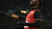 Manchester United Tetap Mengintai, Al Hilal Enggan Melepas Kader Meite