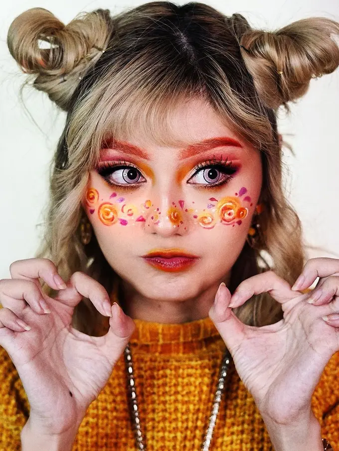 [Fimela] Uly Novita