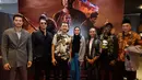 Gala premier Mat Kilau: Kebangkitan Pejuang di Tanah Air dihelat di CGV Cinemas Grand Indonesia Jakarta, pekan lalu. Sejumlah seniman Tanah Air datang ke sesi karpet merah. Mereka menyampaikan dukungan kepada sesama pekerja seni. Termasuk Hanung Bramantyo dan Zaskia Adya Mecca. Yayan pernah bekerja sama dengan Hanung di film Satria Dewa Gatotkaca. (Foto: Atas perkenan Bahasa Hanif)