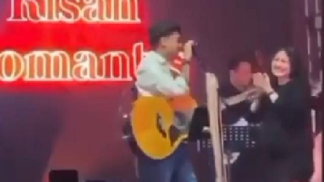 Glenn Fredly (Foto Instagram/@mutia_ayuu)