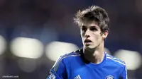 Chelsea Perpanjang Masa Pinjaman Lucas Piazon