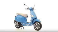 Vespa Primavera edisi khusus. (Scooters)