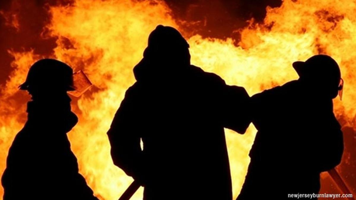 Awal 2013, Kebakaran Landa Komplek AL di Cilincing - News Liputan6.com