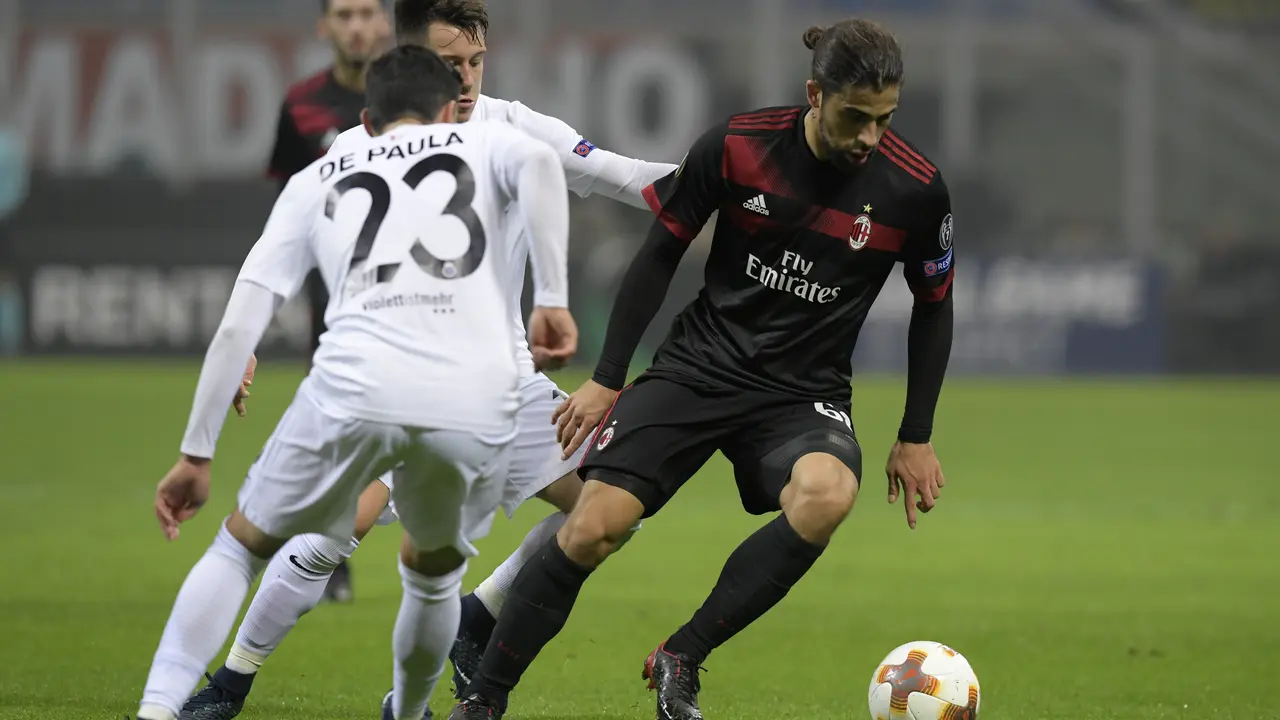 AC Milan Lumat Austria Vienna