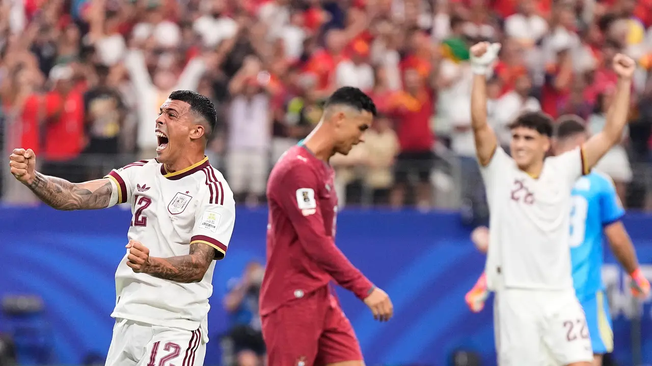 Ronaldo Menangis Spanyol Lolos ke Perempat Final