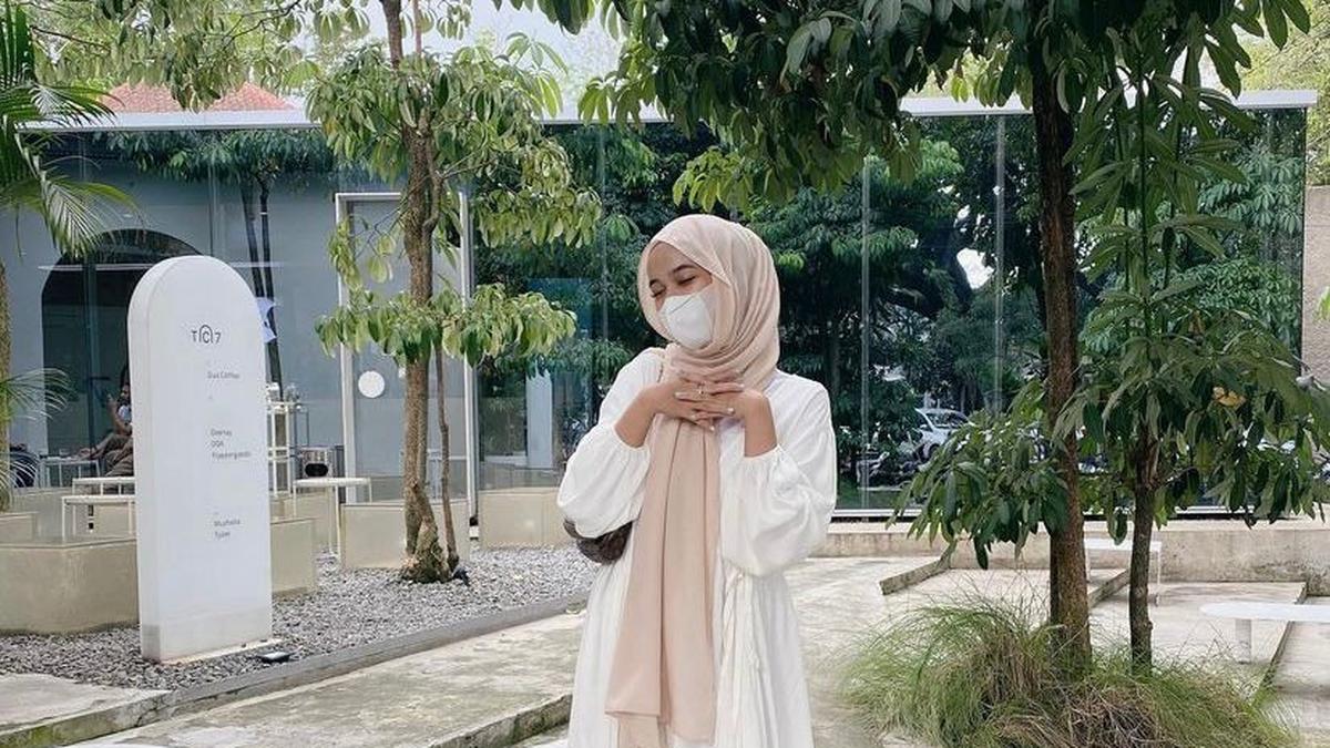 7 Model Gamis Remaja Kekinian, Tampil Stylish dan Trendy