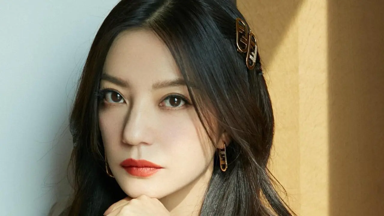 6 Potret Terkini Vicky Zhao Pemeran Putri Huan Zhu, Awet Muda di 45 Tahun