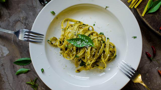 Resep Pasta Saus Pesto