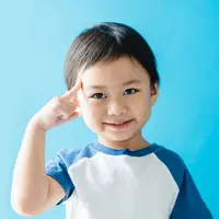 ilsutrasi anak cerdas/MIA Studio/Shutterstock