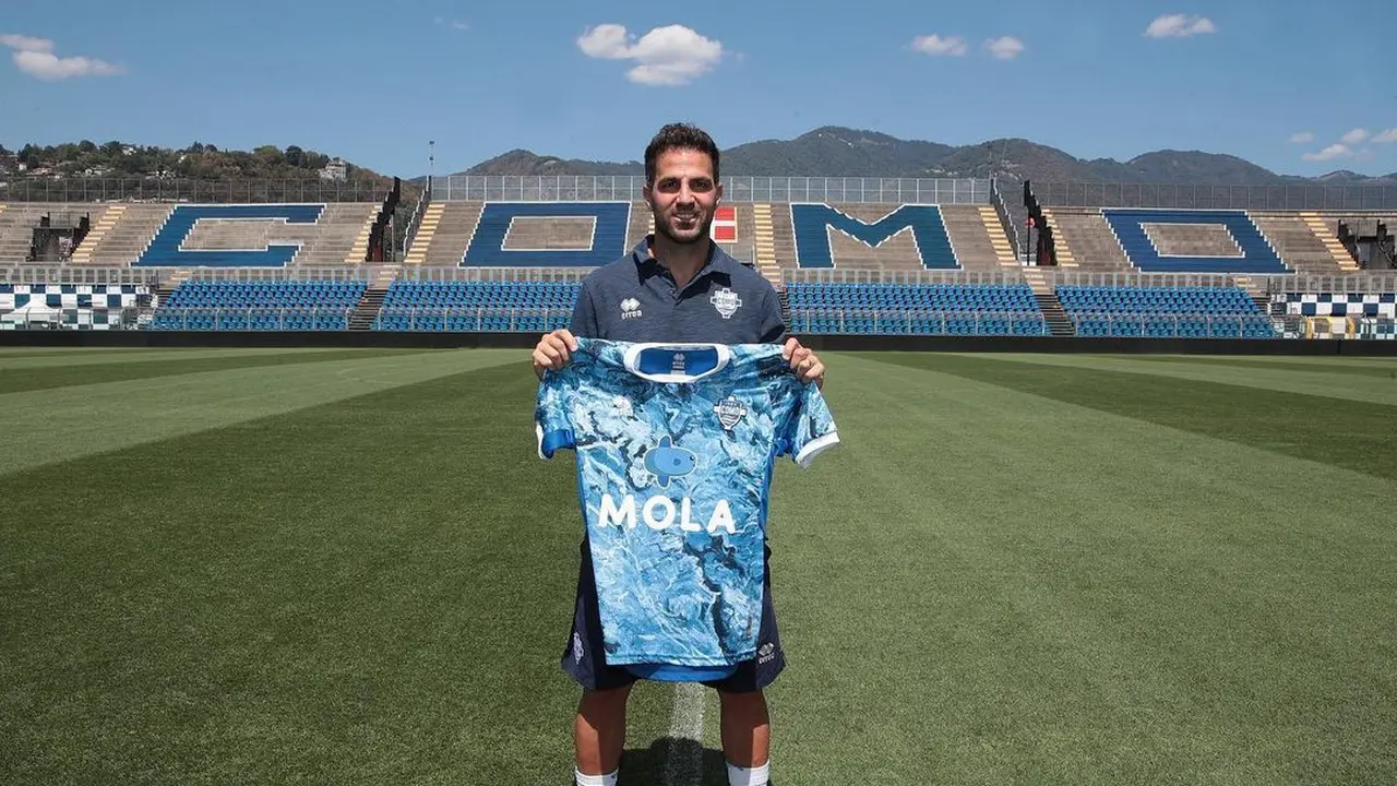 Cesc Fabregas gabung Como 1907.