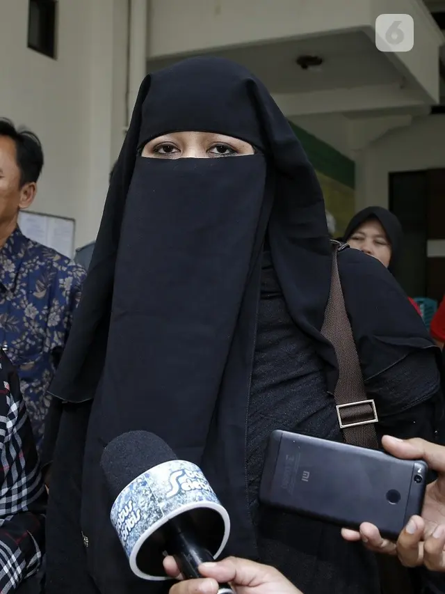 [Bintang] Istri pertama Opick -Dian Rositaningrum
