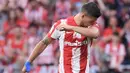 Luis Suarez resmi meninggalkan Atletico Madrid. El Pistolero baru saja mengumumkan dirinya akan pulang ke Uruguay untuk membela Nacional, klub masa kecilnya. (AFP/Jose Jordan)