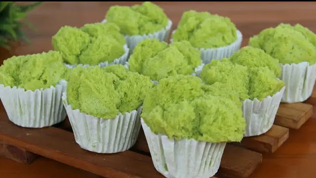 Bolu Kukus Pandan